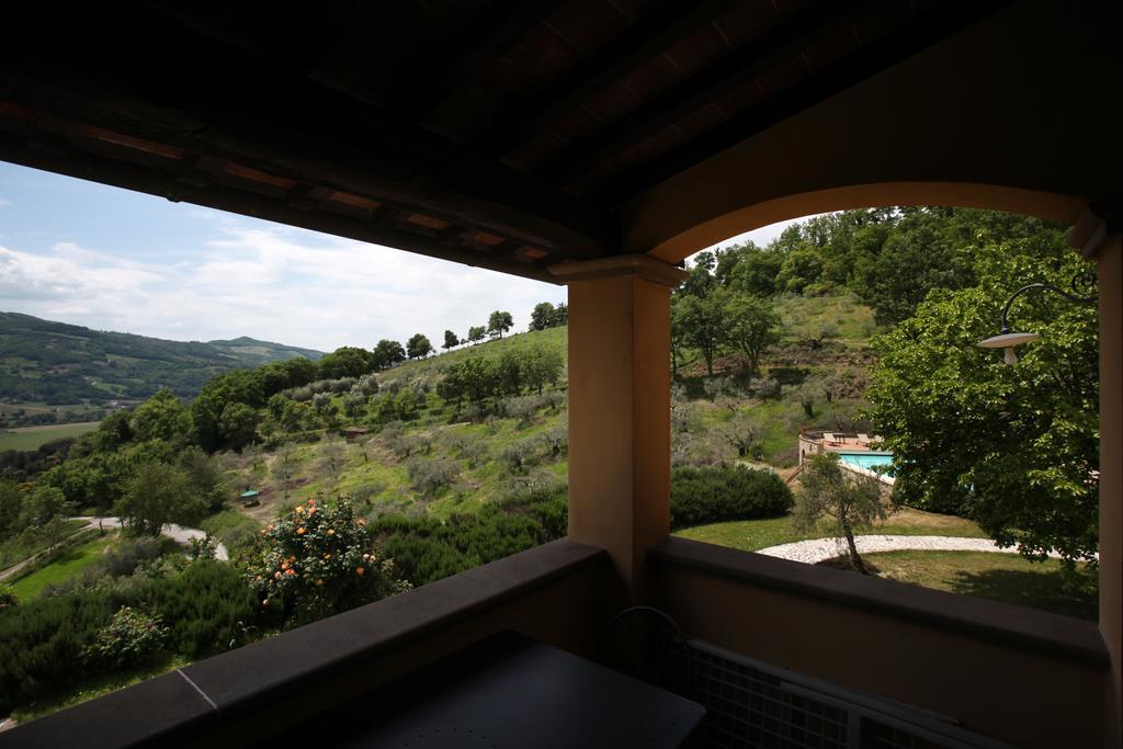 Agriturismo Castagna Alta Valfabbrica Luaran gambar
