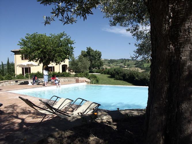 Agriturismo Castagna Alta Valfabbrica Luaran gambar