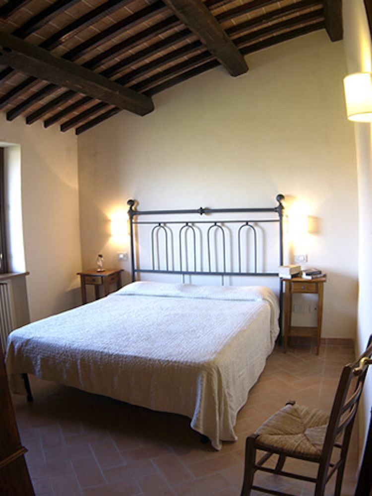Agriturismo Castagna Alta Valfabbrica Luaran gambar