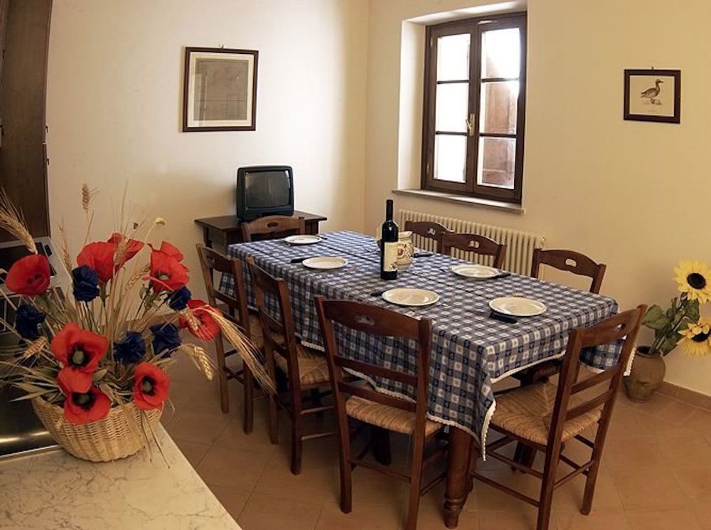 Agriturismo Castagna Alta Valfabbrica Luaran gambar